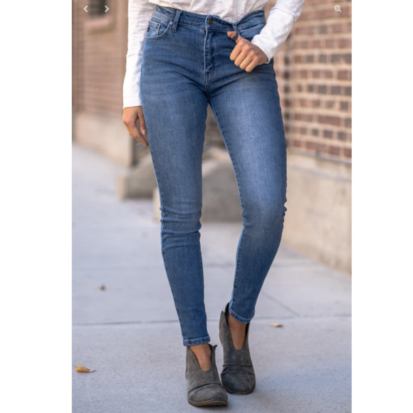 NWOT | Kancan | Westpoint High Rise Skinny - Picture 4 of 13